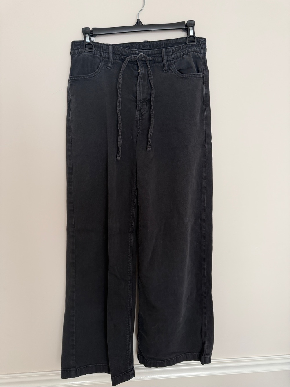American Eagle Outfitters Black Wide-Leg Drawstring Pants